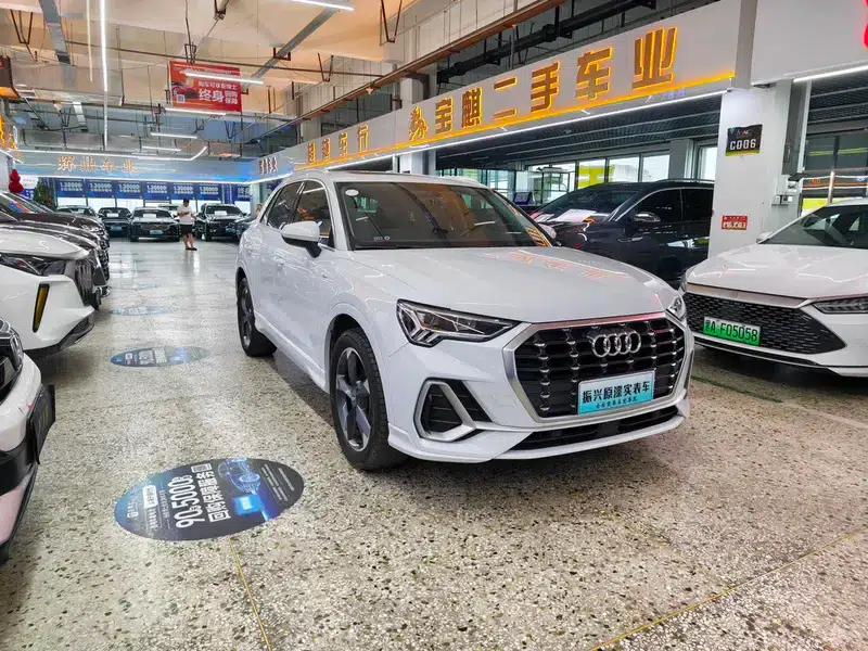 Audi Q3 2020 35 TFSI Fashion Dynamic Edition — миниатюра 3