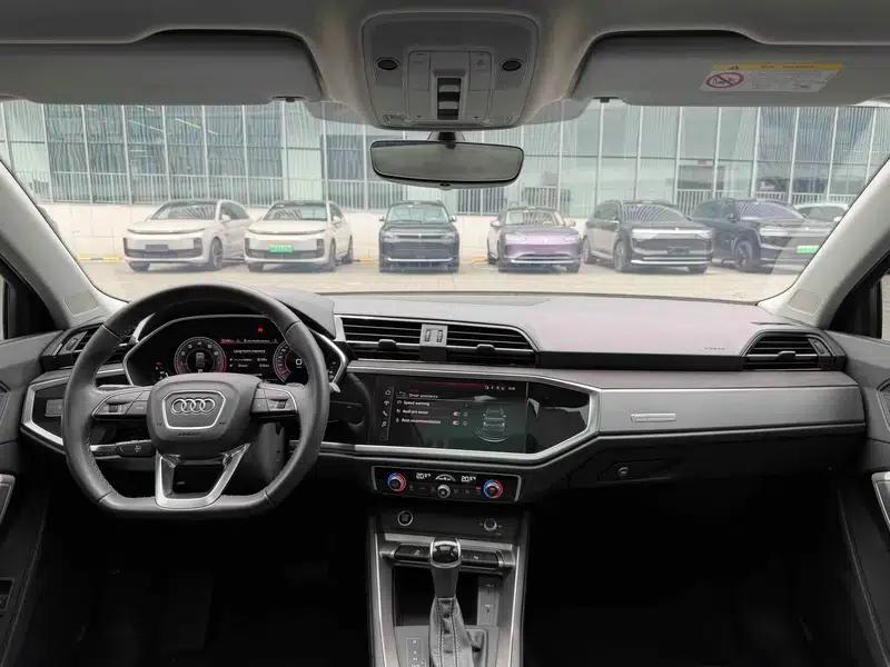 Audi Q3 2022 35 TFSI Fashion Dynamic Edition — миниатюра 11