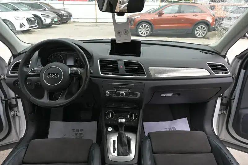 Audi Q3 2016 40 TFSI quattro All-Wheel Drive Sport — миниатюра 11