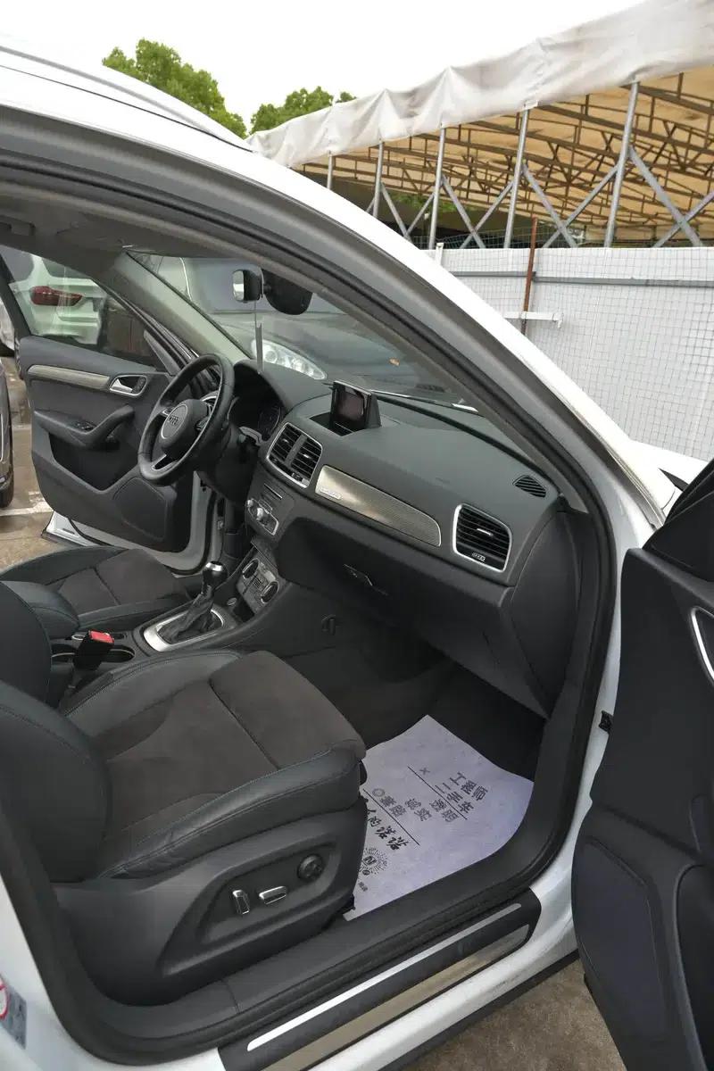 Audi Q3 2016 40 TFSI quattro All-Wheel Drive Sport — миниатюра 15