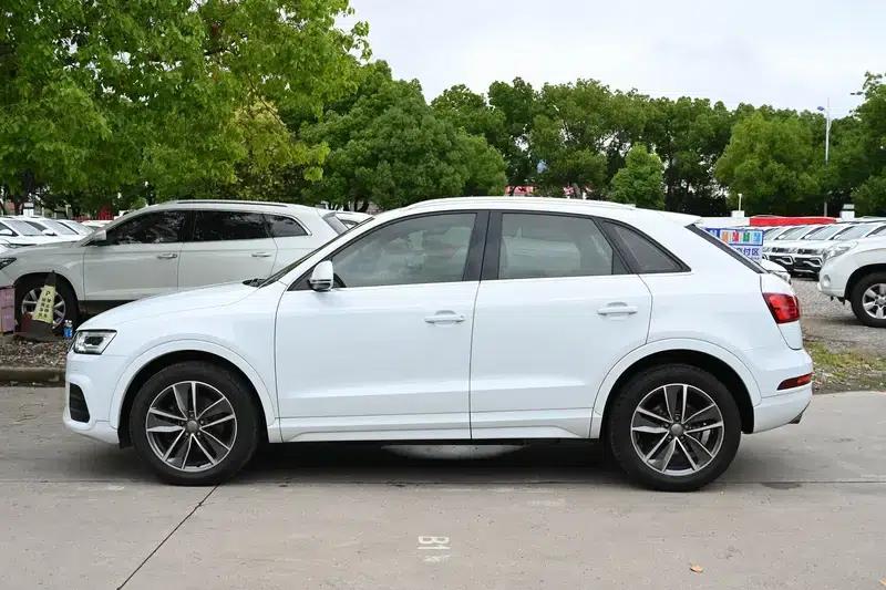 Audi Q3 2016 40 TFSI quattro All-Wheel Drive Sport — миниатюра 4