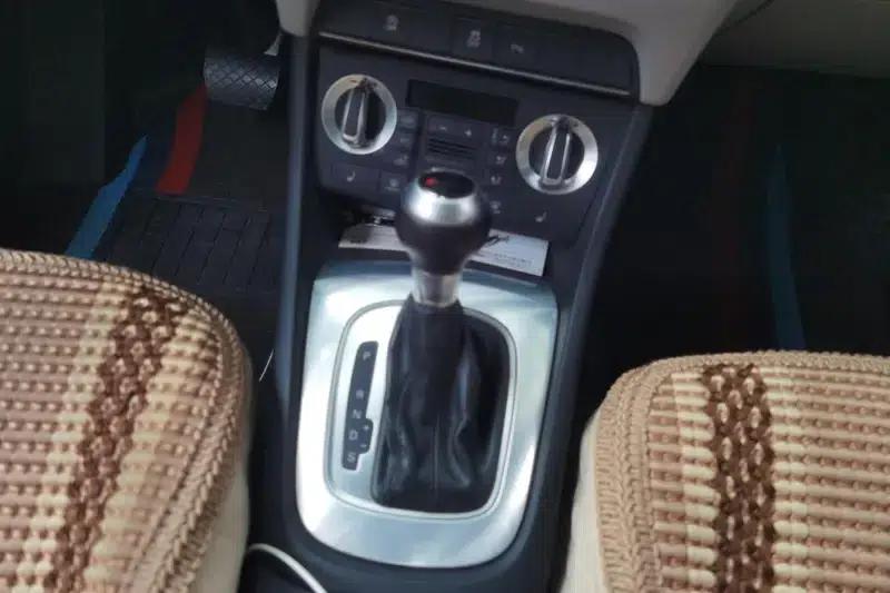 Audi Q3 2015 35 TFSI Comfort — миниатюра 15
