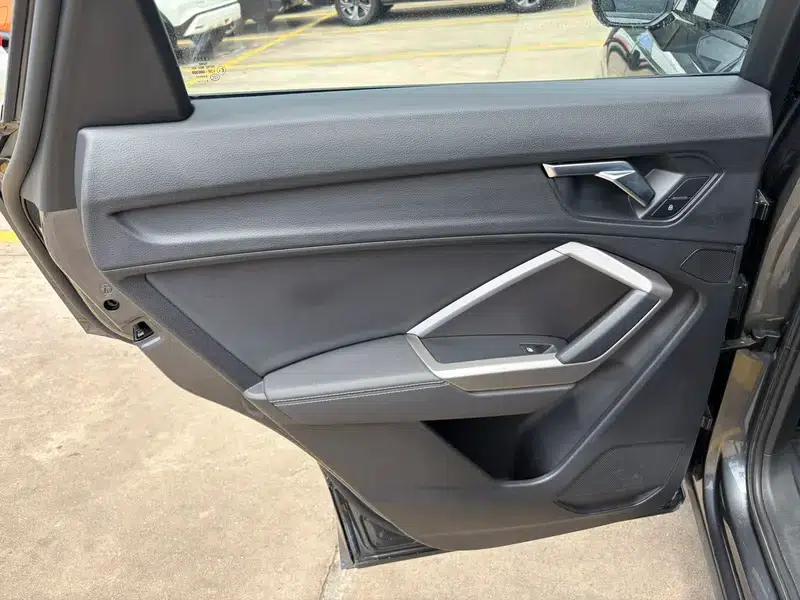 Audi Q3 2021 35 TFSI Enjoy Life Edition — миниатюра 12
