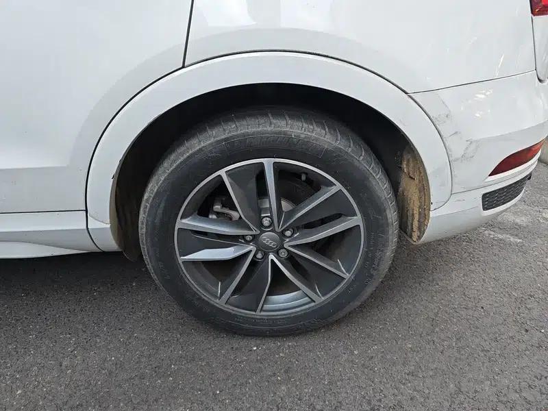 Audi Q3 2018 30th Anniversary Edition 35 TFSI Sport — миниатюра 20