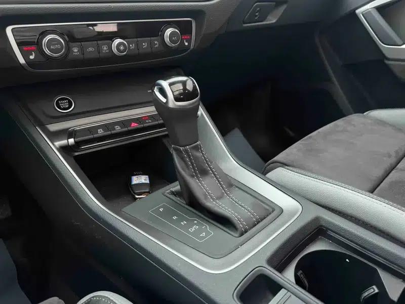 Audi Q3 2022 35 TFSI Fashion Dynamic Edition — миниатюра 18