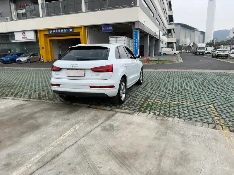 Audi Q3 2018 30th Anniversary Edition 30 TFSI Fashion Model — миниатюра 6