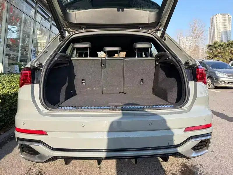 Audi Q3 2024 35 TFSI Fashion Dynamic Edition — миниатюра 24