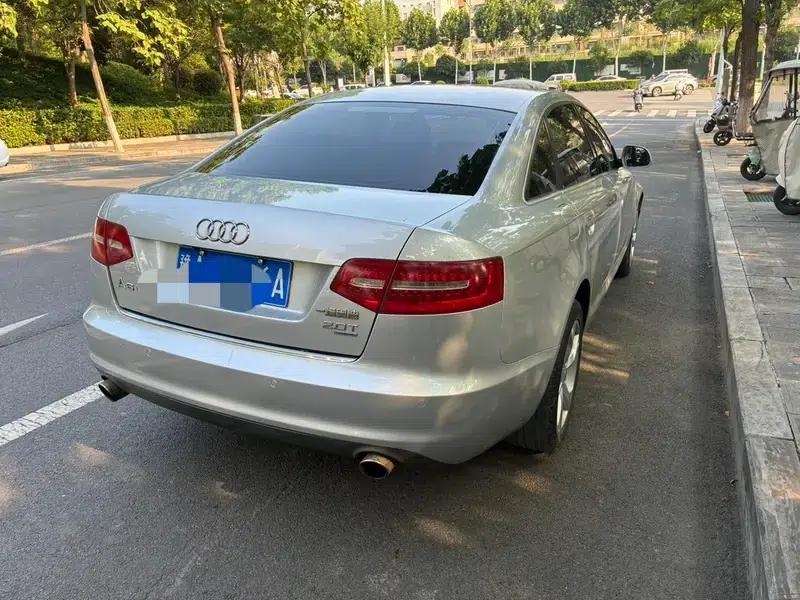 Audi A6L 2011 2.0 TFSI Automatic Comfort — миниатюра 4