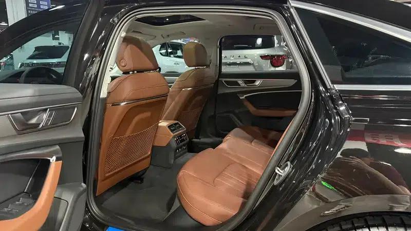 Audi A6L 2024 45 TFSI Premium Dynamic Edition — миниатюра 9