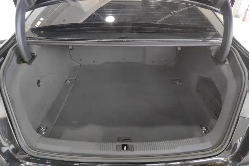 Audi A6L 2018 35 TFSI Collector's Edition — миниатюра 17