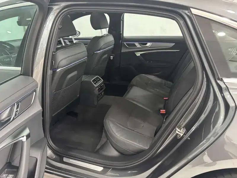 Audi A6L 2024 45 TFSI Premium Dynamic Edition — миниатюра 29