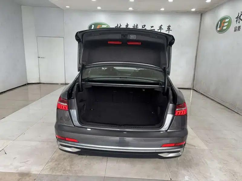 Audi A6L 2024 45 TFSI Premium Dynamic Edition — миниатюра 31