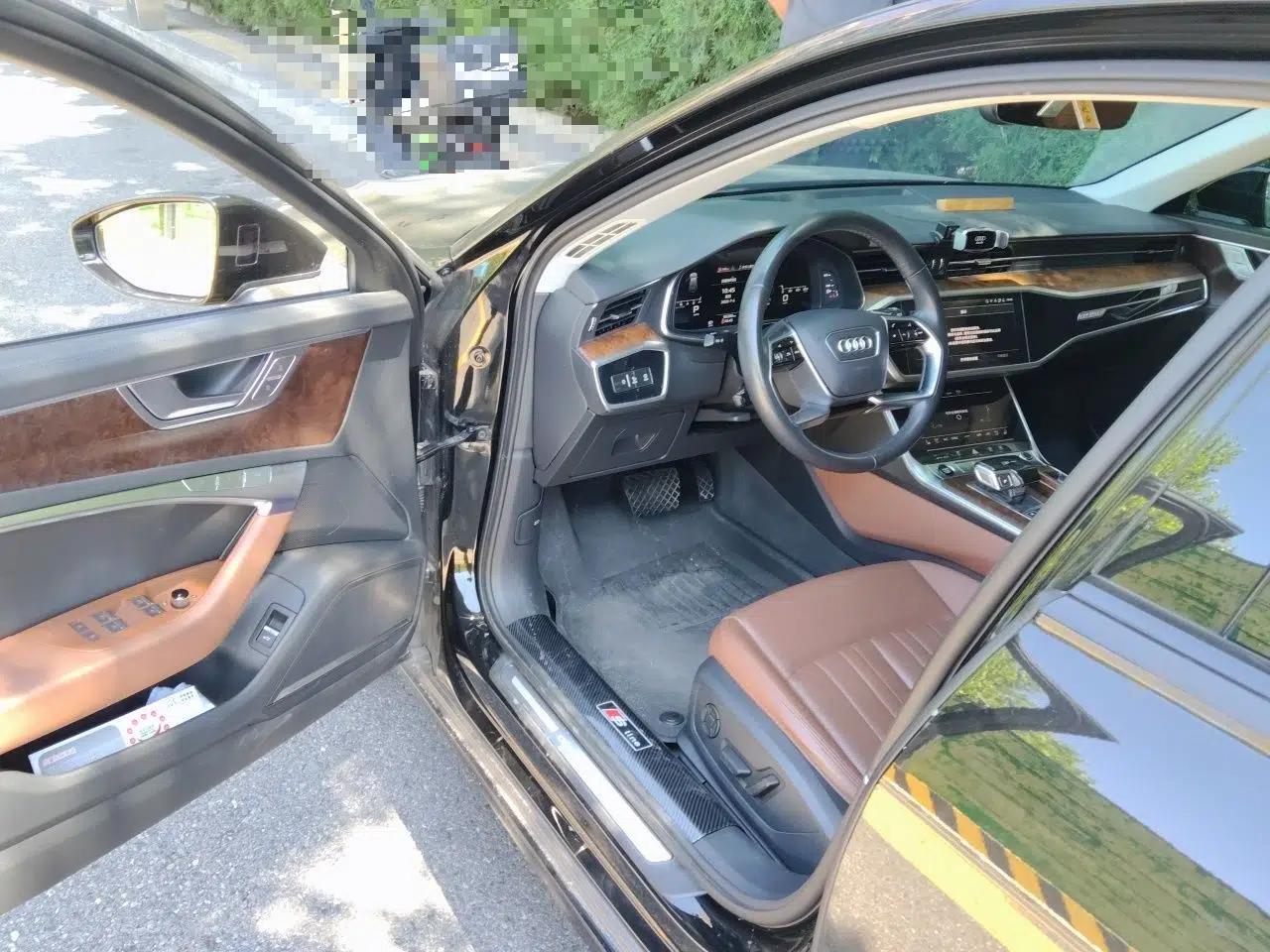 Audi A6 2021 allroad quattro Explorer 55 TFSI Prestige Off-Road Model — миниатюра 16