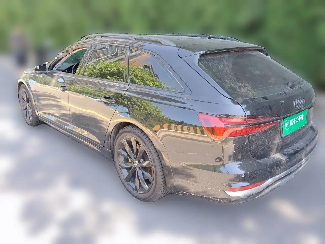 Audi A6 2021 allroad quattro Explorer 55 TFSI Prestige Off-Road Model — миниатюра 4