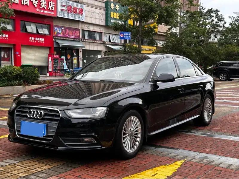 Audi A4L 2013 35 TFSI Automatic Comfort — миниатюра 1
