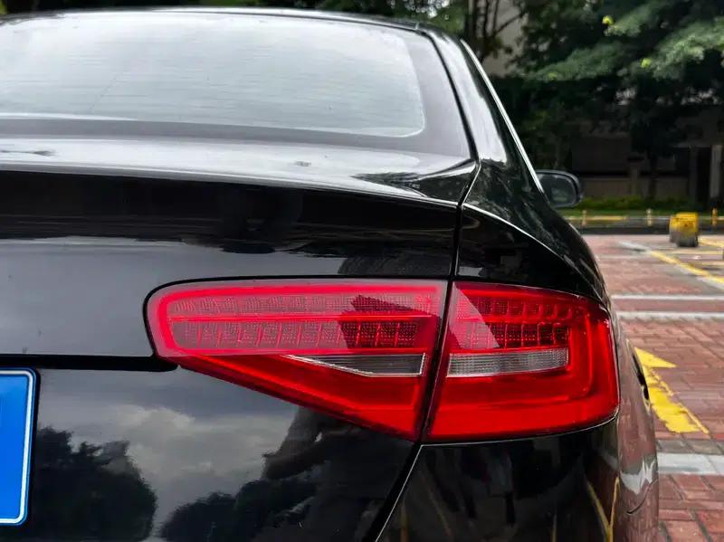 Audi A4L 2013 35 TFSI Automatic Comfort — миниатюра 11