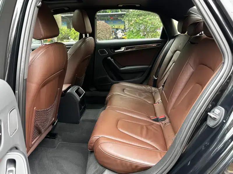 Audi A4L 2013 35 TFSI Automatic Comfort — миниатюра 27