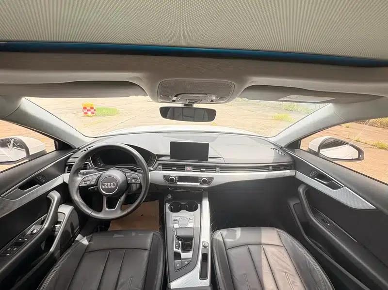 Audi A4L 2018 30th Anniversary Edition 40 TFSI Fashion Model — миниатюра 8