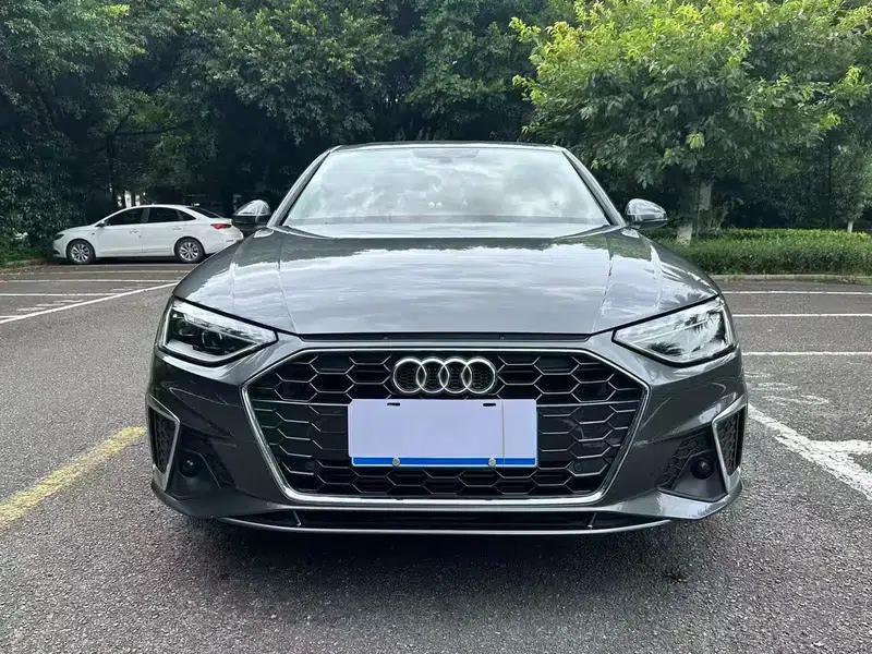Audi A4L 2020 40 TFSI Luxury Dynamic — миниатюра 2