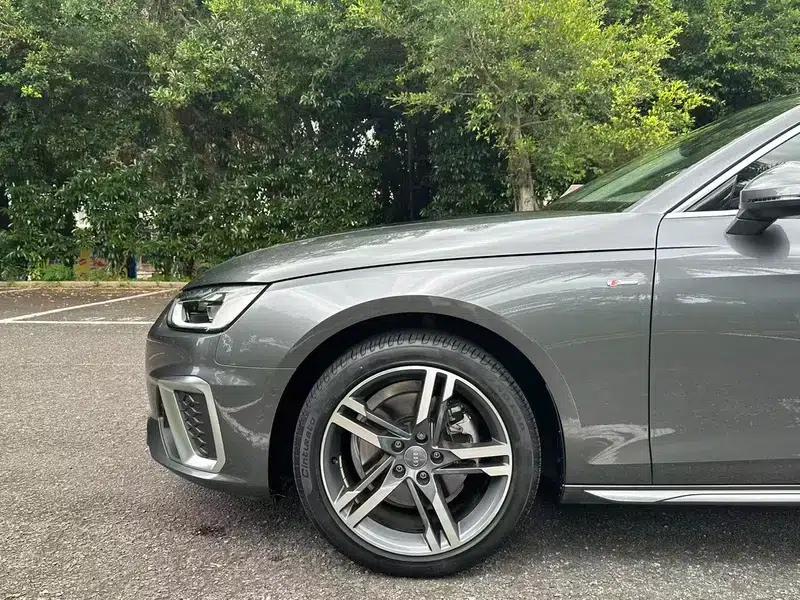 Audi A4L 2020 40 TFSI Luxury Dynamic — миниатюра 11