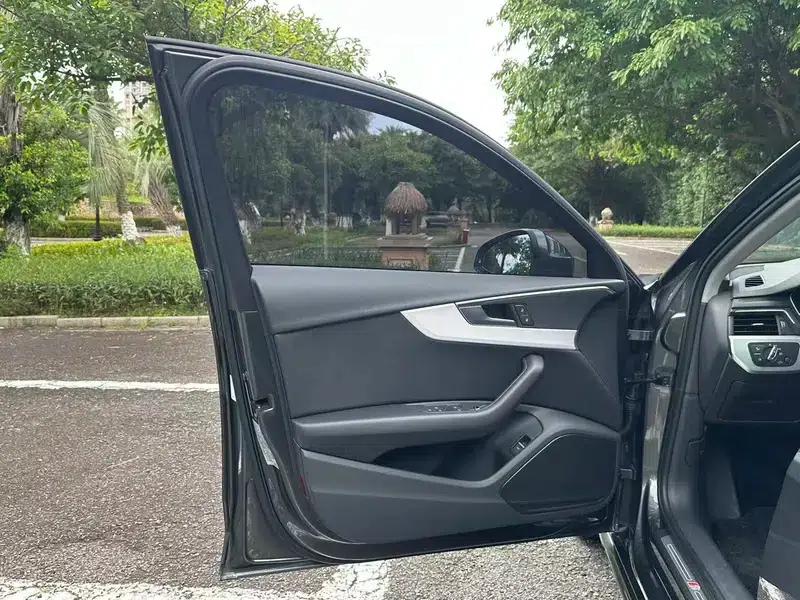 Audi A4L 2020 40 TFSI Luxury Dynamic — миниатюра 16