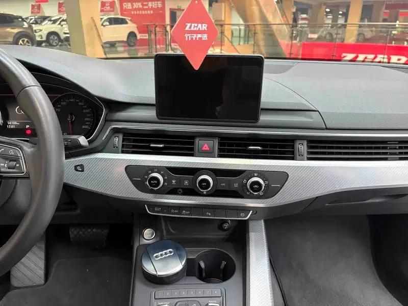 Audi A4L 2018 30th Anniversary Edition 40 TFSI Progressive — миниатюра 26