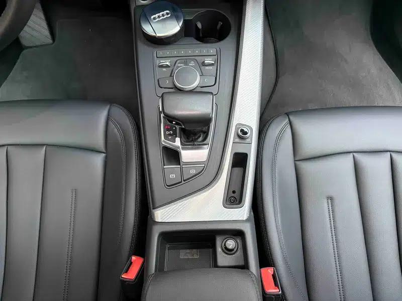 Audi A4L 2018 30th Anniversary Edition 40 TFSI Progressive — миниатюра 29