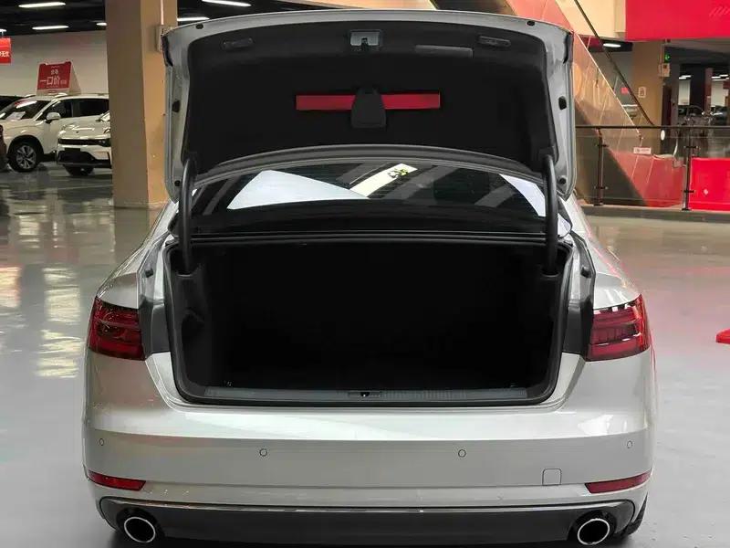 Audi A4L 2018 30th Anniversary Edition 40 TFSI Progressive — миниатюра 37