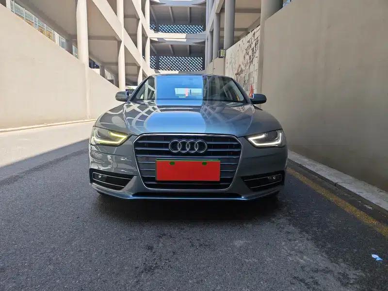 Audi A4L 2013 35 TFSI Automatic Standard Edition — миниатюра 2
