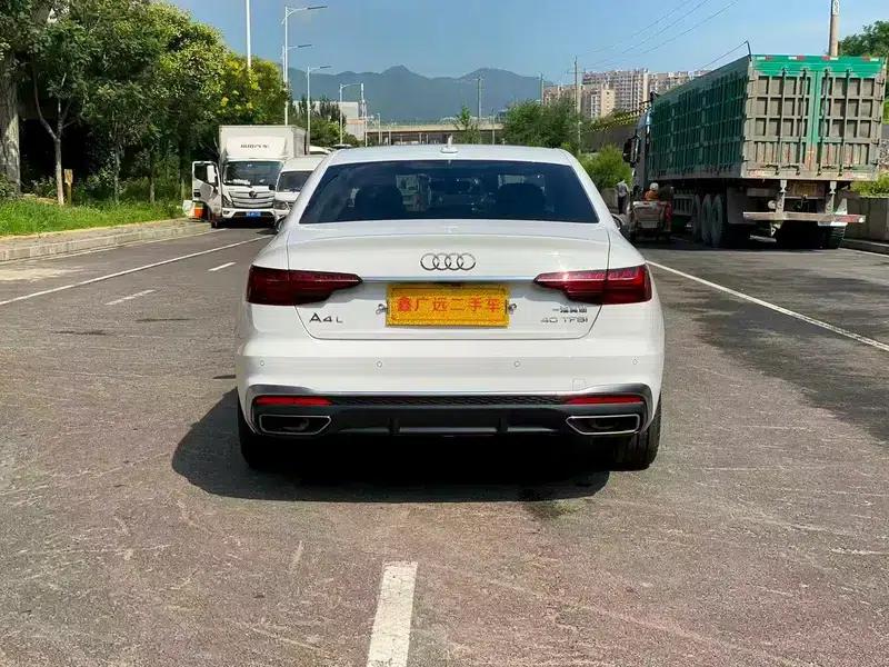 Audi A4L 2020 40 TFSI quattro Luxury Dynamic — миниатюра 5