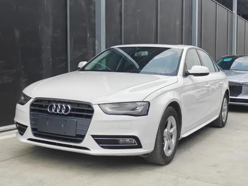 Audi A4L 2015 35 TFSI Automatic Standard Edition — миниатюра 1