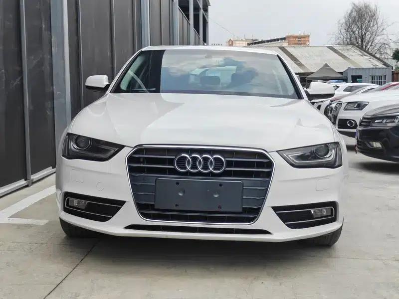 Audi A4L 2015 35 TFSI Automatic Standard Edition — миниатюра 2