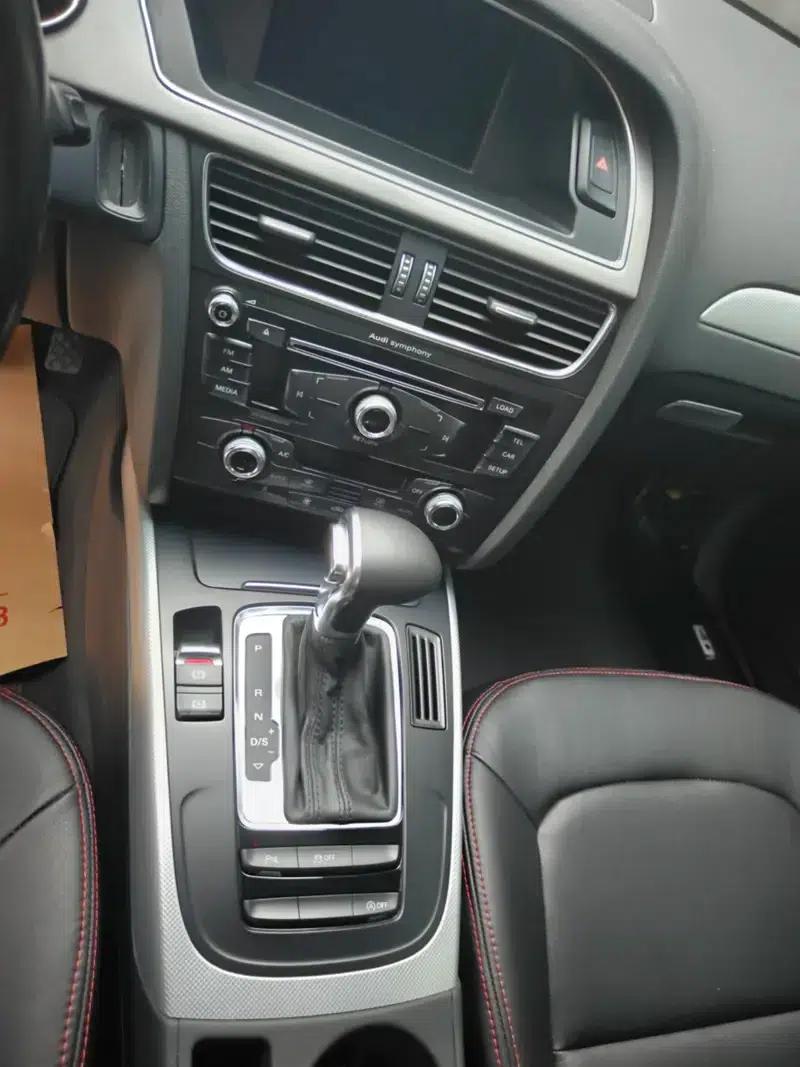 Audi A4L 2015 35 TFSI Automatic Standard Edition — миниатюра 13