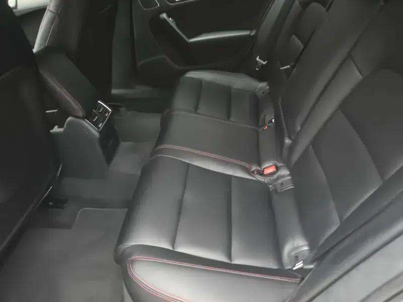Audi A4L 2015 35 TFSI Automatic Standard Edition — миниатюра 17