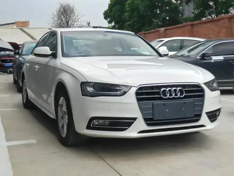 Audi A4L 2015 35 TFSI Automatic Standard Edition — миниатюра 3