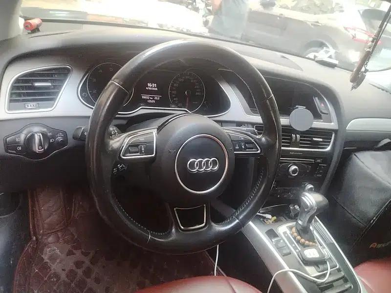 Audi A4L 2015 35 TFSI Automatic Standard Edition — миниатюра 11