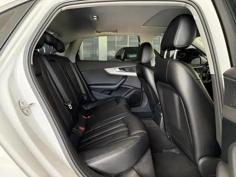 Audi A4L 2018 30th Anniversary Edition 40 TFSI Progressive — миниатюра 17