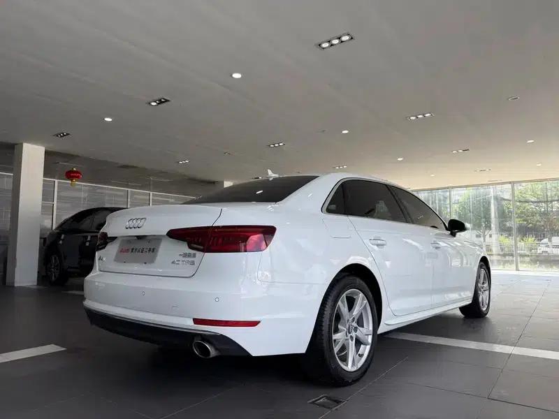 Audi A4L 2018 30th Anniversary Edition 40 TFSI Progressive — миниатюра 6