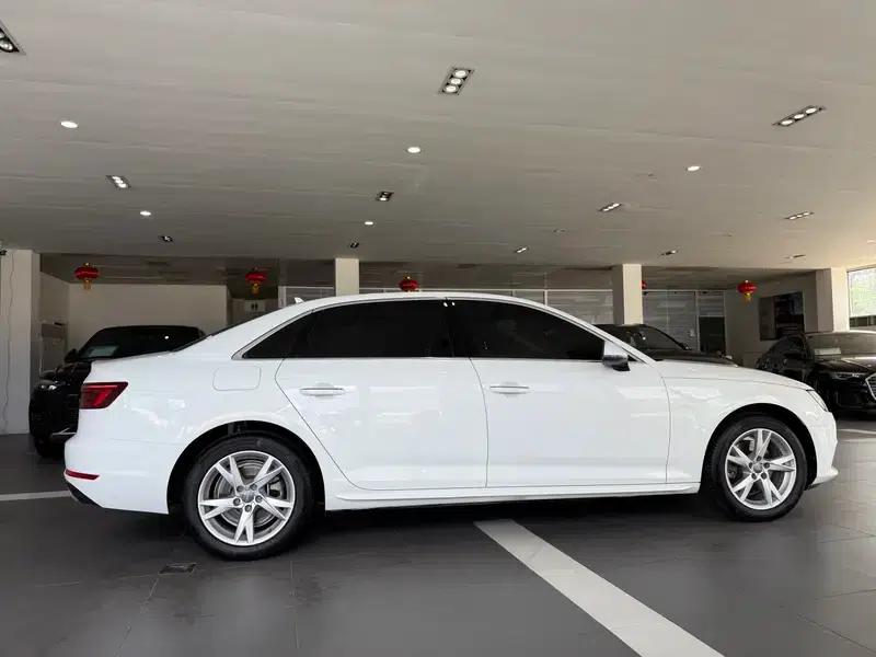 Audi A4L 2018 30th Anniversary Edition 40 TFSI Progressive — миниатюра 7