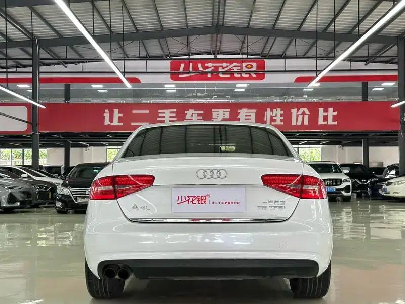 Audi A4L 2015 35 TFSI Automatic Standard Edition — миниатюра 5