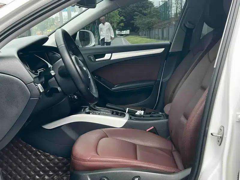Audi A4L 2013 35 TFSI Automatic Standard Edition — миниатюра 16