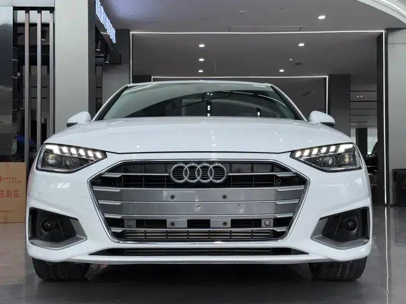 Audi A4L 2022 40 TFSI Fashion Dynamic Edition — миниатюра 2