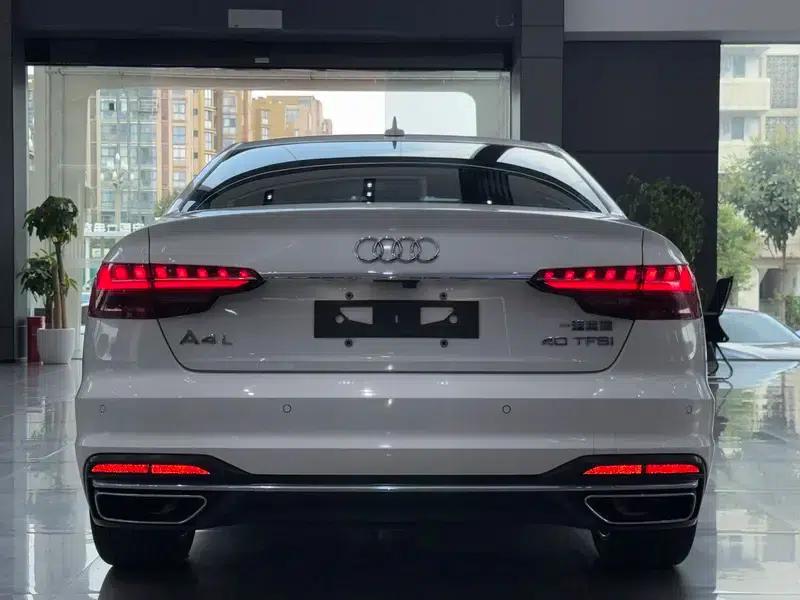 Audi A4L 2022 40 TFSI Fashion Dynamic Edition — миниатюра 4