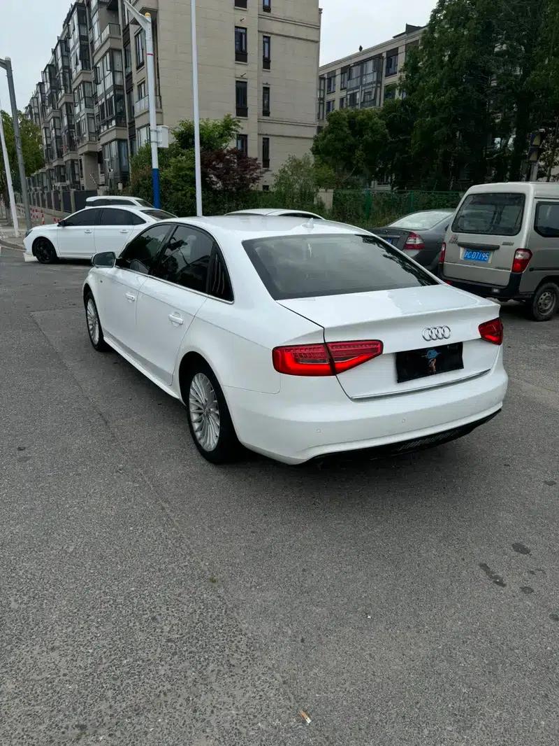 Audi A4L 2015 35 TFSI Automatic Comfort — миниатюра 4