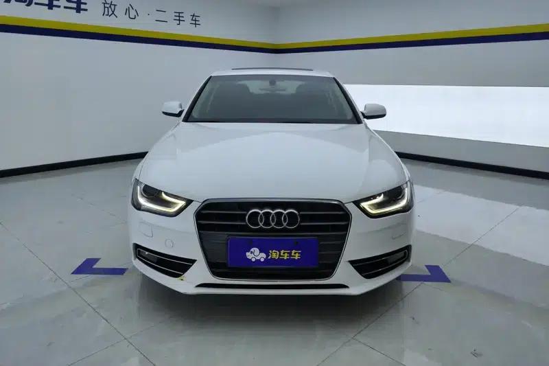 Audi A4L 2016 30 TFSI Classic Edition Automatic Comfort Model — миниатюра 2