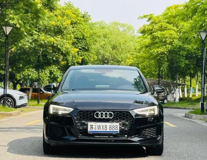 Audi A4L 2018 30th Anniversary Edition 40 TFSI Fashion Model — миниатюра 2