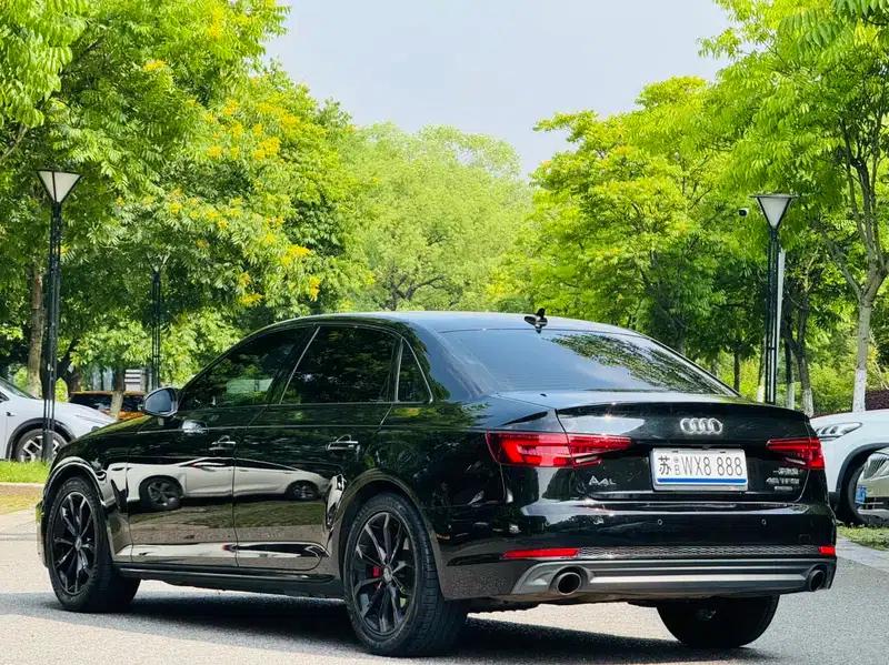 Audi A4L 2018 30th Anniversary Edition 40 TFSI Fashion Model — миниатюра 4