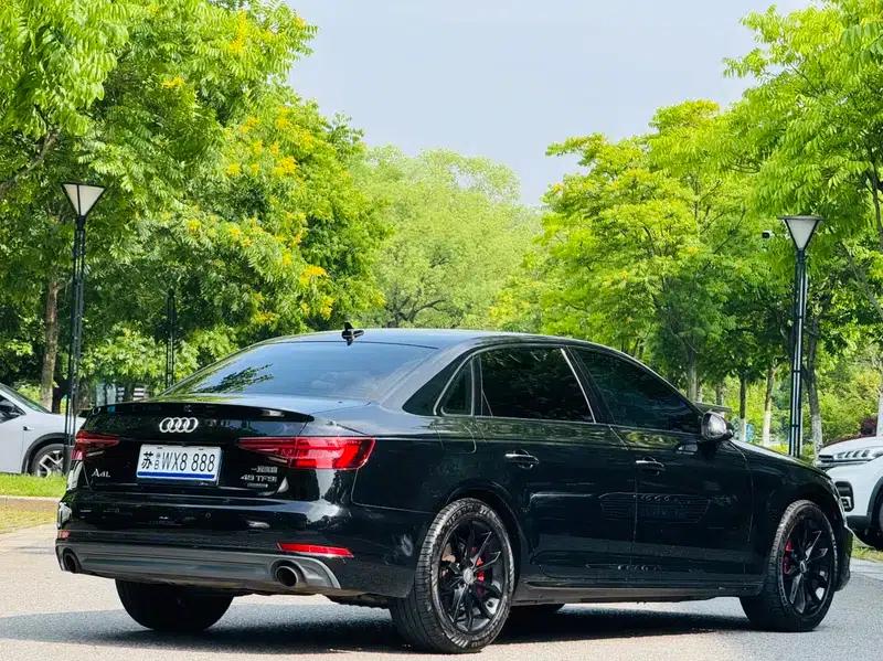 Audi A4L 2018 30th Anniversary Edition 40 TFSI Fashion Model — миниатюра 6