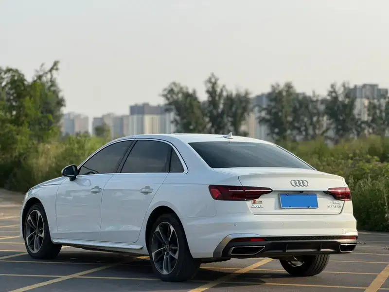 Audi A4L 2022 40 TFSI Fashion Dynamic Edition — миниатюра 4