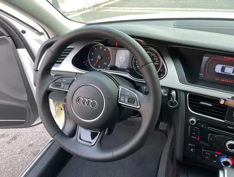 Audi A4L 2013 35 TFSI Automatic Comfort — миниатюра 11